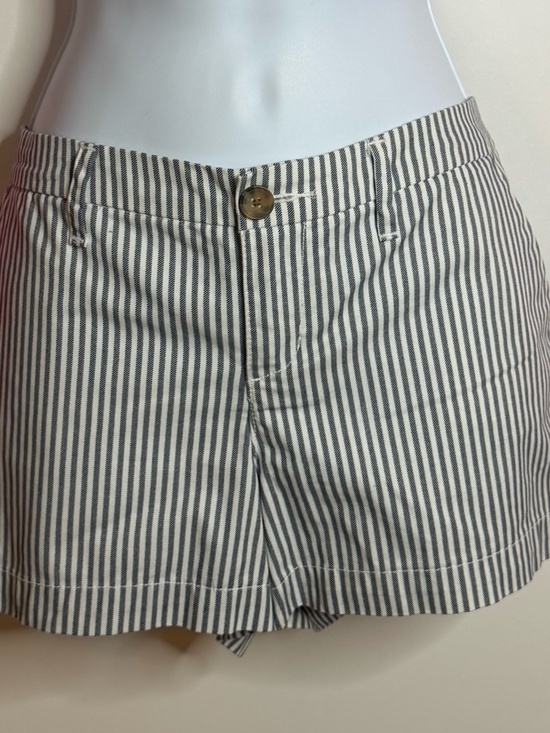 Old Navy Pants - 🤍 Old Navy Navy & White Striped Shorts | Size 2 | Preppy Coastal Summer Shorts